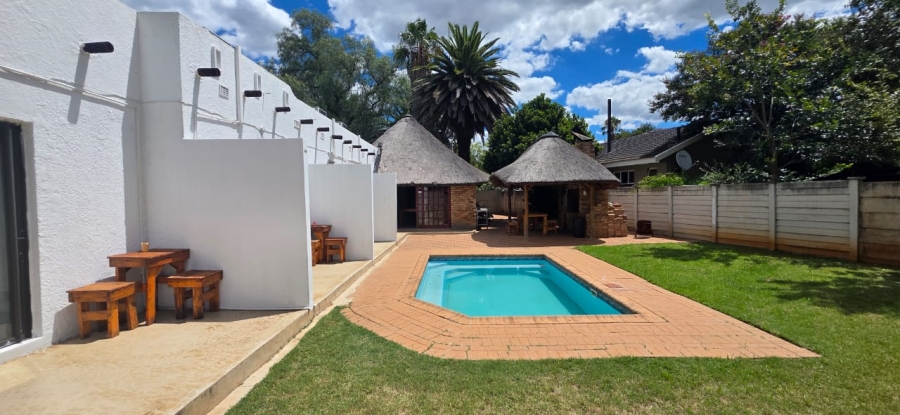 4 Bedroom Property for Sale in Flamwood North West